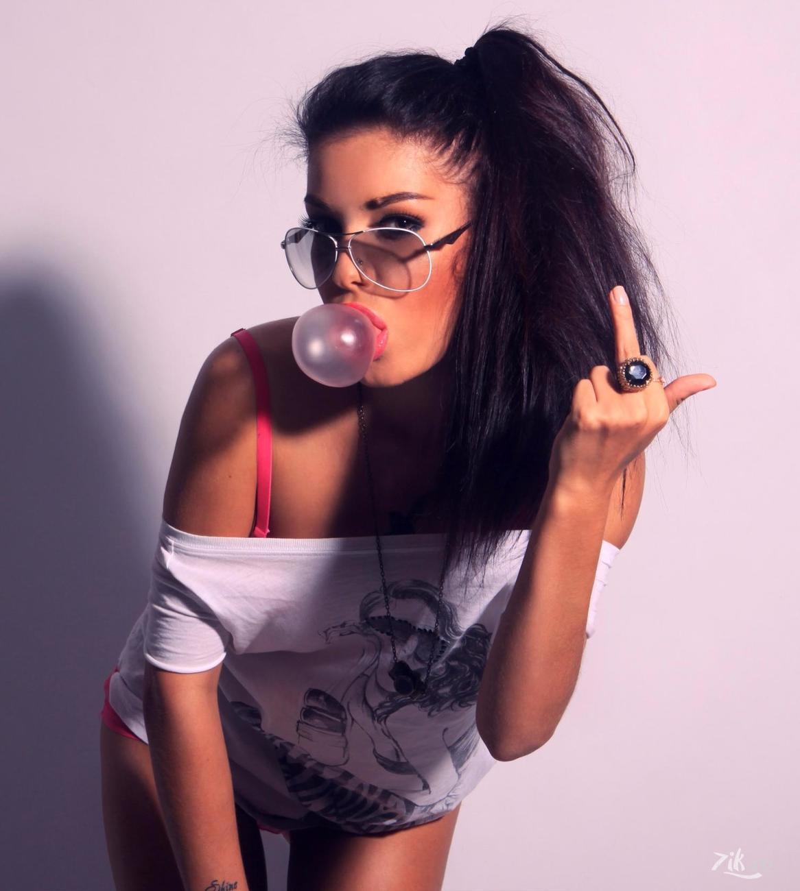 Sassy girls in Valletta