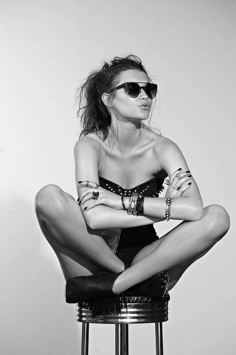 Sassy girls in Valletta