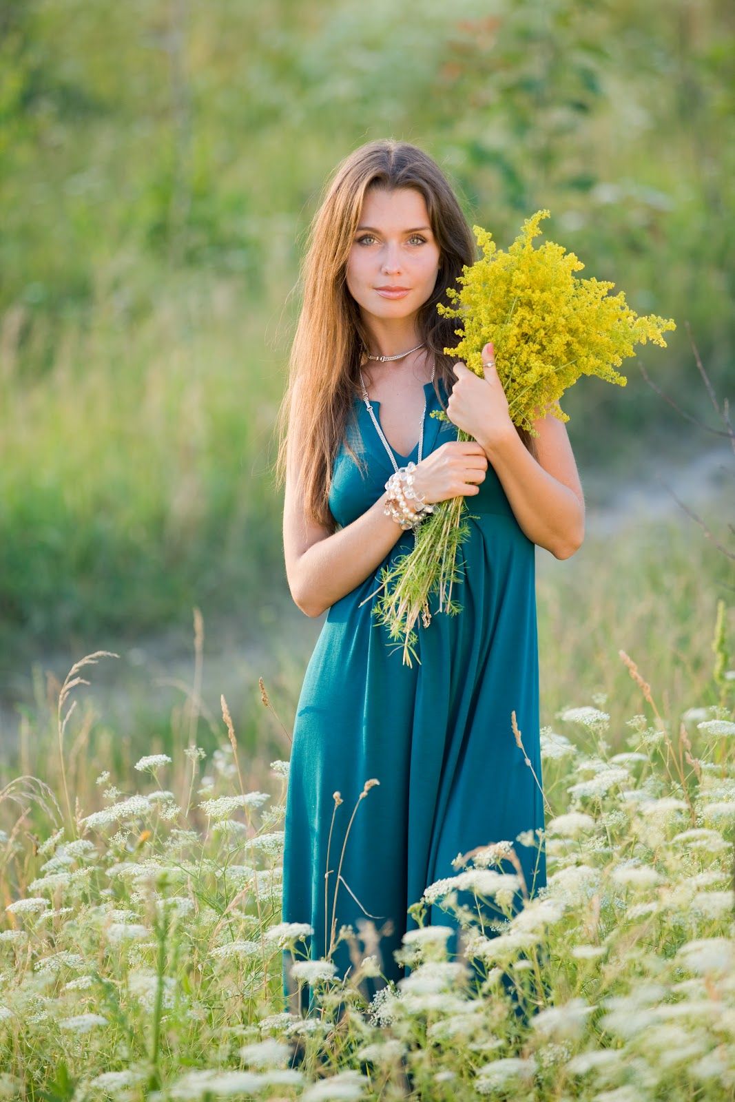 Slavic women in Valletta